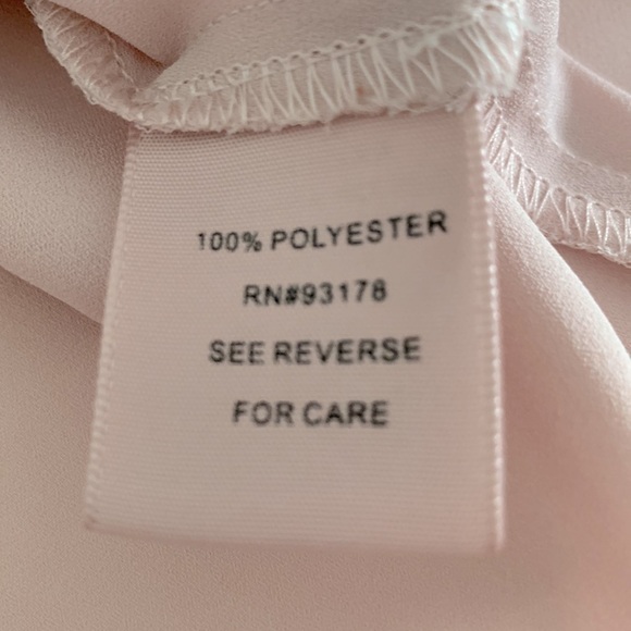 Philosophy Sheer Pink/Mauve, Cap Sleeve, V-Neck Blouse. High/Low. Size Medium - Picture 7 of 11